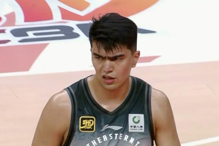 相當高效！魯吐布拉出戰19分鐘 7中5貢獻14分10籃板